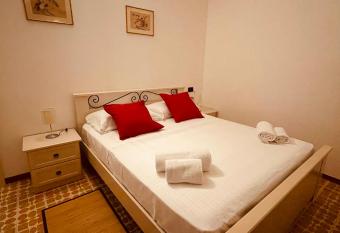 Endless Summer has Balcony rooms