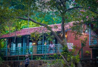 Saveda Farm & Cottages has Balcony rooms