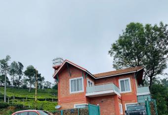 S ELLA HOME STAY has Balcony rooms