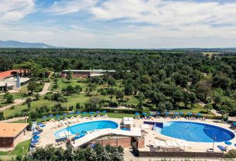 TH Tirrenia - Green Park Resort has Balcony rooms