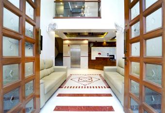 SS CROWN inn has Balcony rooms