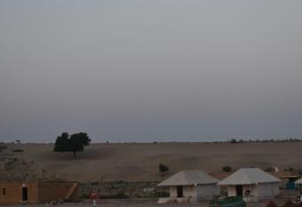 Oran Desert Camp Khuri has Balcony rooms