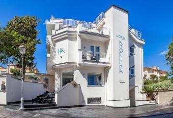 Hotel Angelina has Balcony rooms