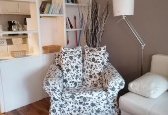 Bella Vista - Steinhude allows 18 year olds to book a room