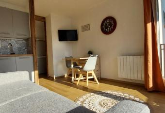 La Belette has Balcony rooms