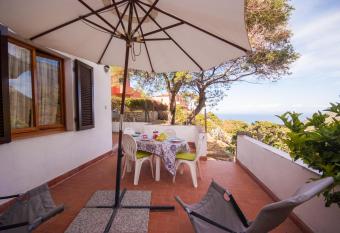 Appartamenti Zanca allows 18 year olds to book a room