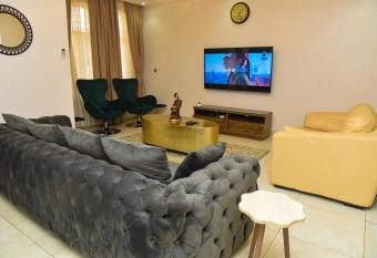 Apartments 1937 has Balcony rooms