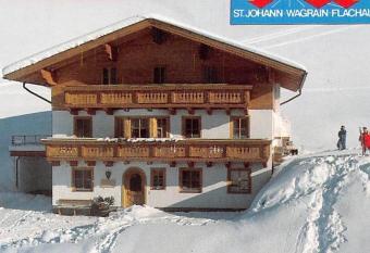 Apartment Sabrina has Balcony rooms