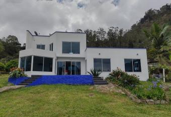 Finca las Margaritas, Choach   has Balcony rooms