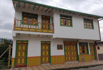 APARTAMENTO SALENTO has Balcony rooms