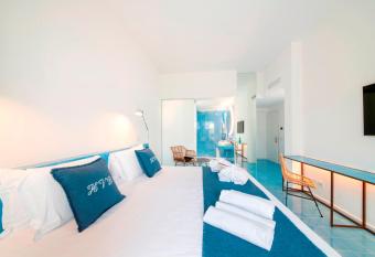 Hotel Villa Durrueli Resort & Spa has Balcony rooms