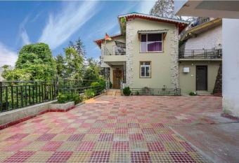 Nanigreens has Balcony rooms