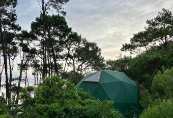 DomosdeMar allows 18 year olds to book a room