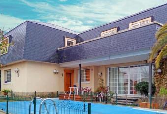 Mountain View Villa with Swimming Pool in Algete has Balcony rooms