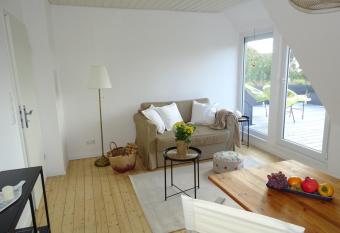 FeWo am Deister allows 18 year olds to book a room