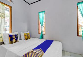 OYO Homes 90849 Cibeunying Homestay Cibodas Maribaya allows 18 year olds to book a room