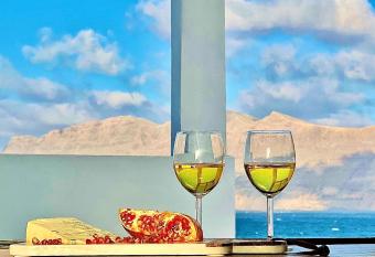 Canaryislandshost l The Surfers has Balcony rooms