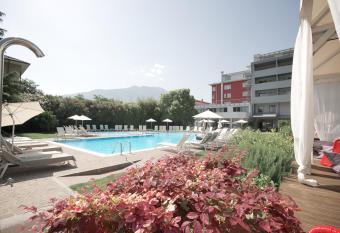 Hotel Luise has Balcony rooms