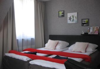 Diamanthaus 2 Koblenz has Balcony rooms