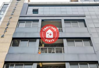 OYO Townhouse 768 Golden Town House allows 18 year olds to book a room