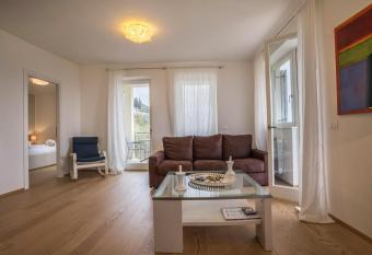 Residence La Villa Diamante has Balcony rooms