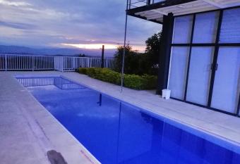 VILLA CARO has Balcony rooms