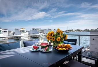 Surfer s Bay allows 18 year olds to book a room