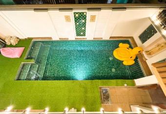 The Terrace Pratumnak 205 has Balcony rooms