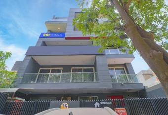 FabHotel Pantao Stays allows 18 year olds to book a room