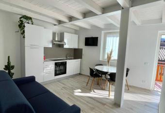 Appartamenti Le Tre Rose has Balcony rooms