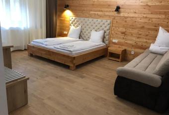 Pensiunea Armonia Albac has Balcony rooms