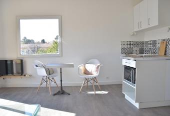 PETIT LOFT Antibes allows 18 year olds to book a room