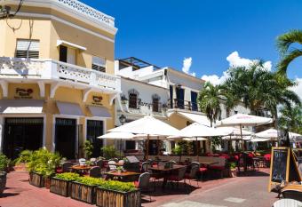 Family 1 Bedroom Apartment with Parking and Wi-Fi has Balcony rooms