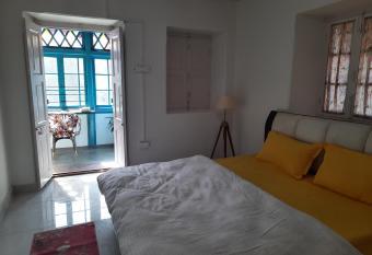 Mohraj home stay has Balcony rooms