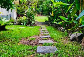 Freedom192 has rooms with a private hot tub