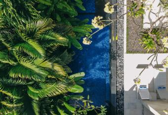 Beach front kedonganan villas 2 bedroom allows 18 year olds to book a room