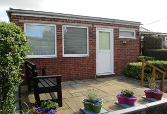 STUDIO PAD allows 18 year olds to book a room