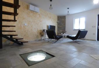 Hisa STERNA - WELL HOUSE has Balcony rooms