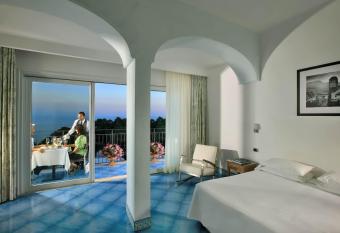 Hotel La Floridiana has Balcony rooms