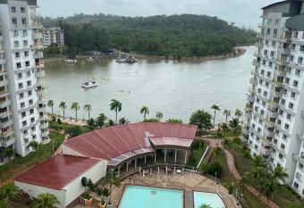 Heightz Soul Bayview Homestay has Balcony rooms