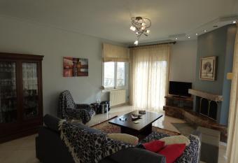 Old City View Apartment allows 18 year olds to book a room