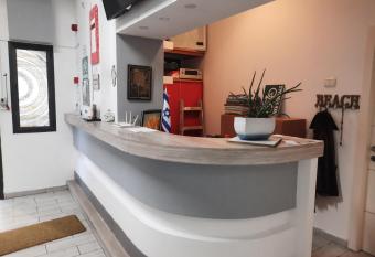 Superior Motel has Balcony rooms