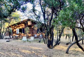 Ramsey Canyon Cabins allows 18 year olds to book a room