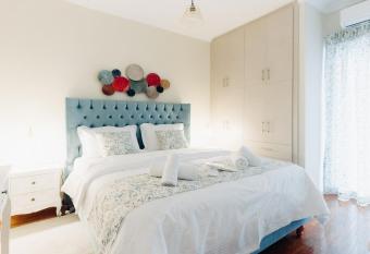 Best House Saint John, New Port of Patras has Balcony rooms