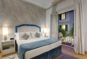 Rivoli Boutique Hotel has Balcony rooms