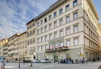 Hotel Roma has Balcony rooms