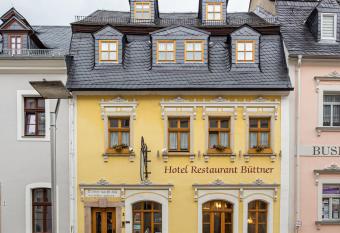 Das B  ttner allows 18 year olds to book a room