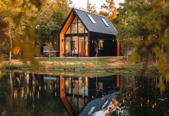 Lakeside South at Live Oak Lake has Balcony rooms