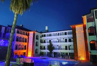 Akalia Resort Hotel & Spa has Smoking/Balcony rooms