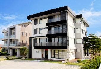 Master Homestay has Balcony rooms